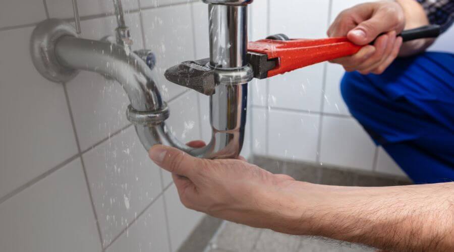 Local water heater installation in Riverton, IA